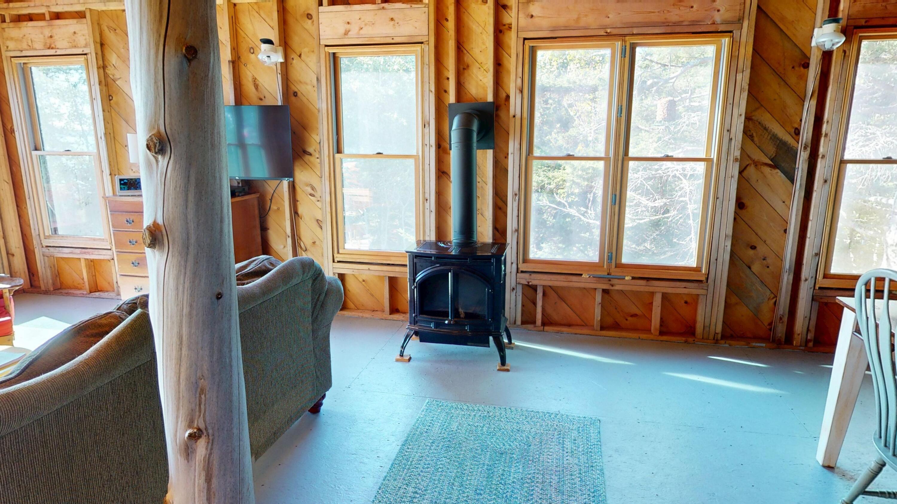 25 Hotel Cove Road Harrington ME 04643