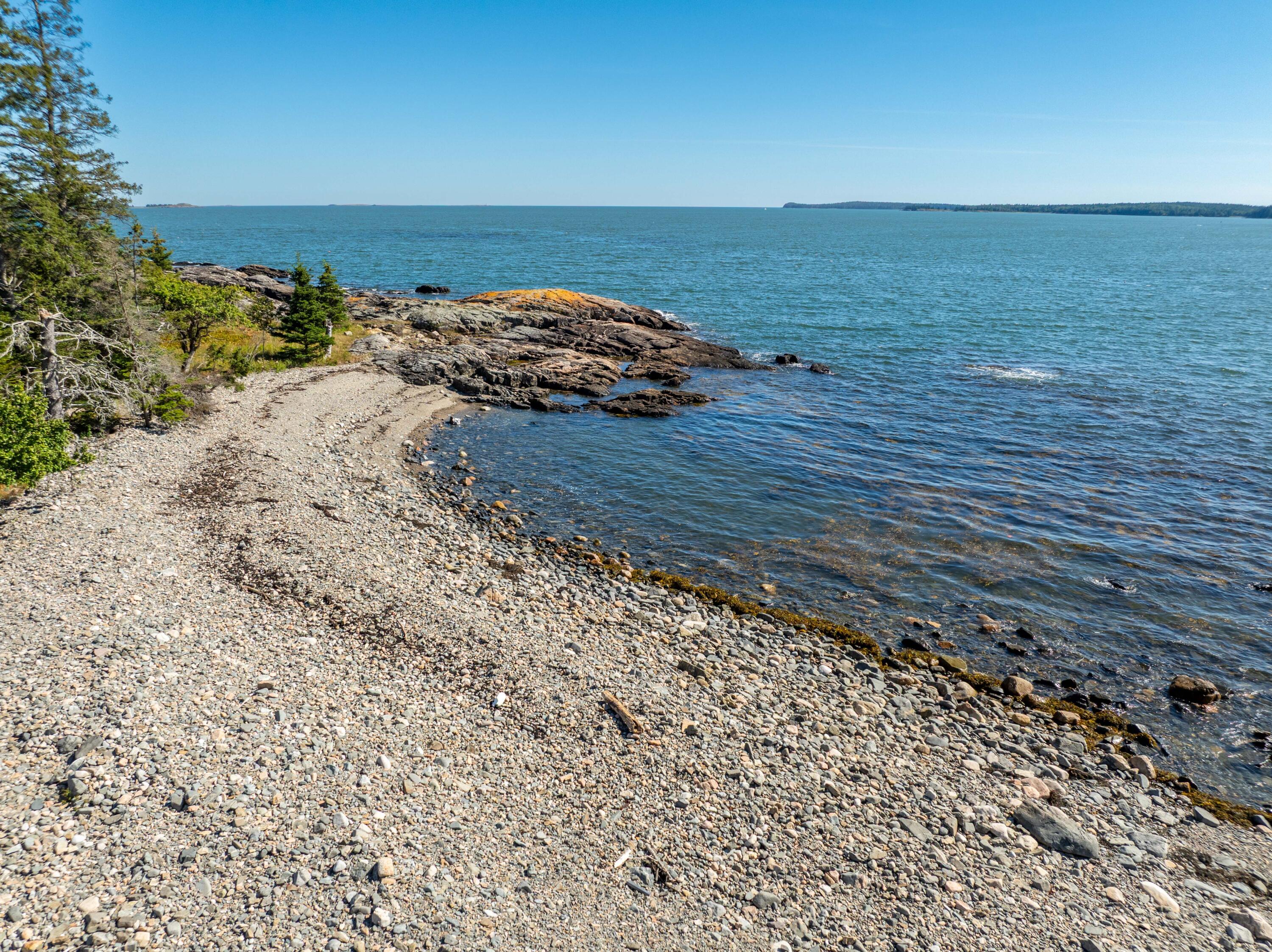 25 Hotel Cove Road Harrington ME 04643