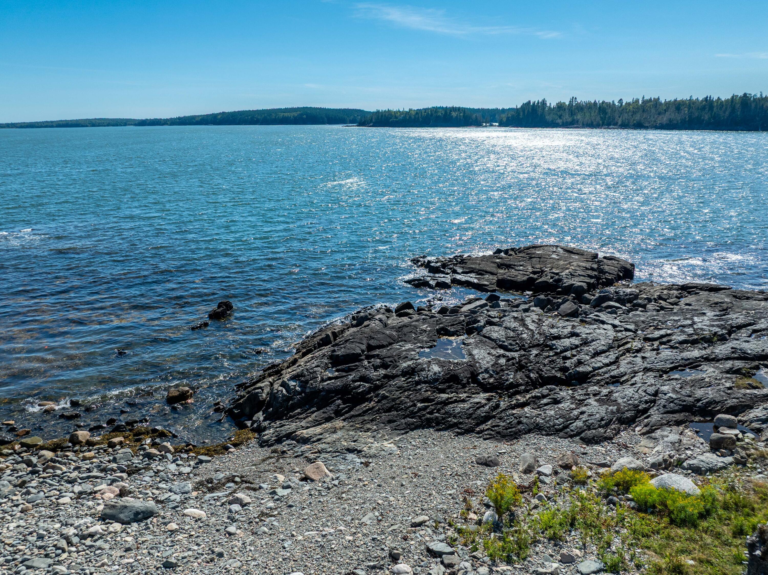 25 Hotel Cove Road Harrington ME 04643