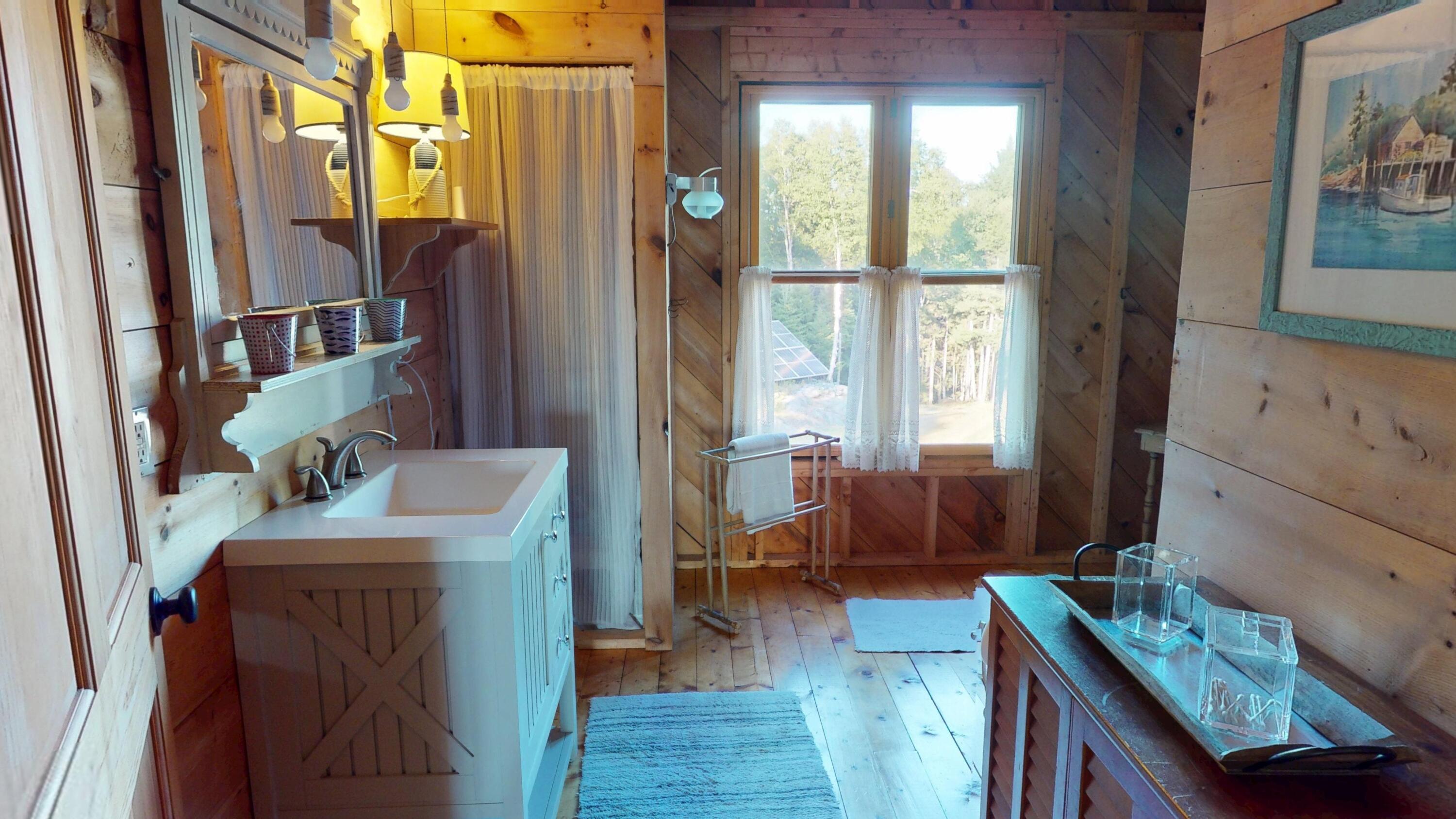 25 Hotel Cove Road Harrington ME 04643