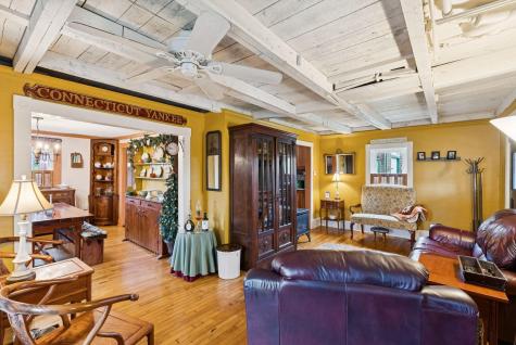 12 Sea Street Boothbay Harbor ME 04538