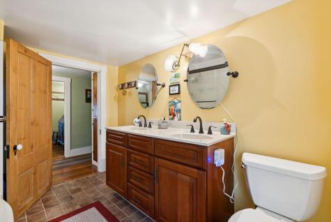 12 Sea Street Boothbay Harbor ME 04538