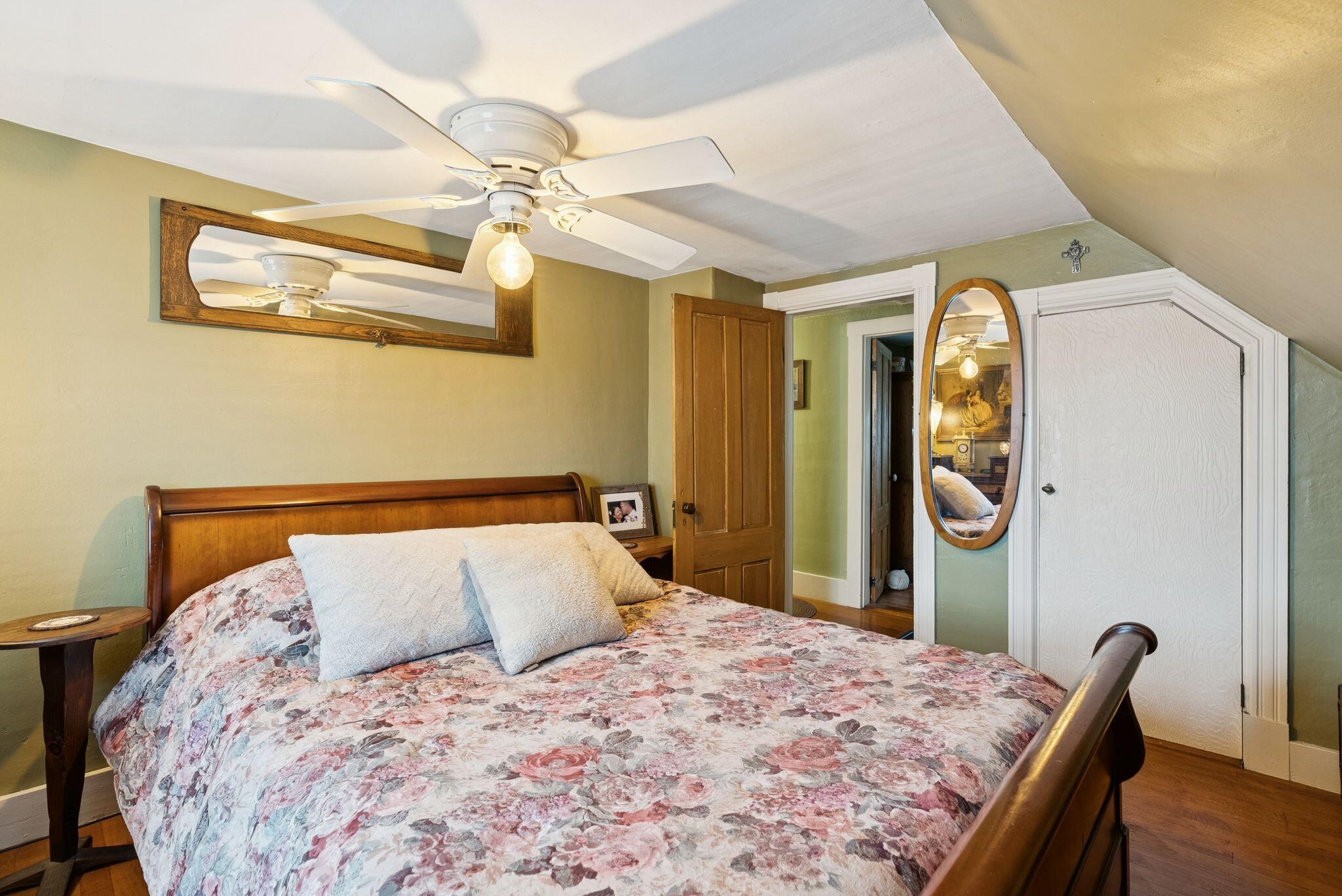 12 Sea Street Boothbay Harbor ME 04538