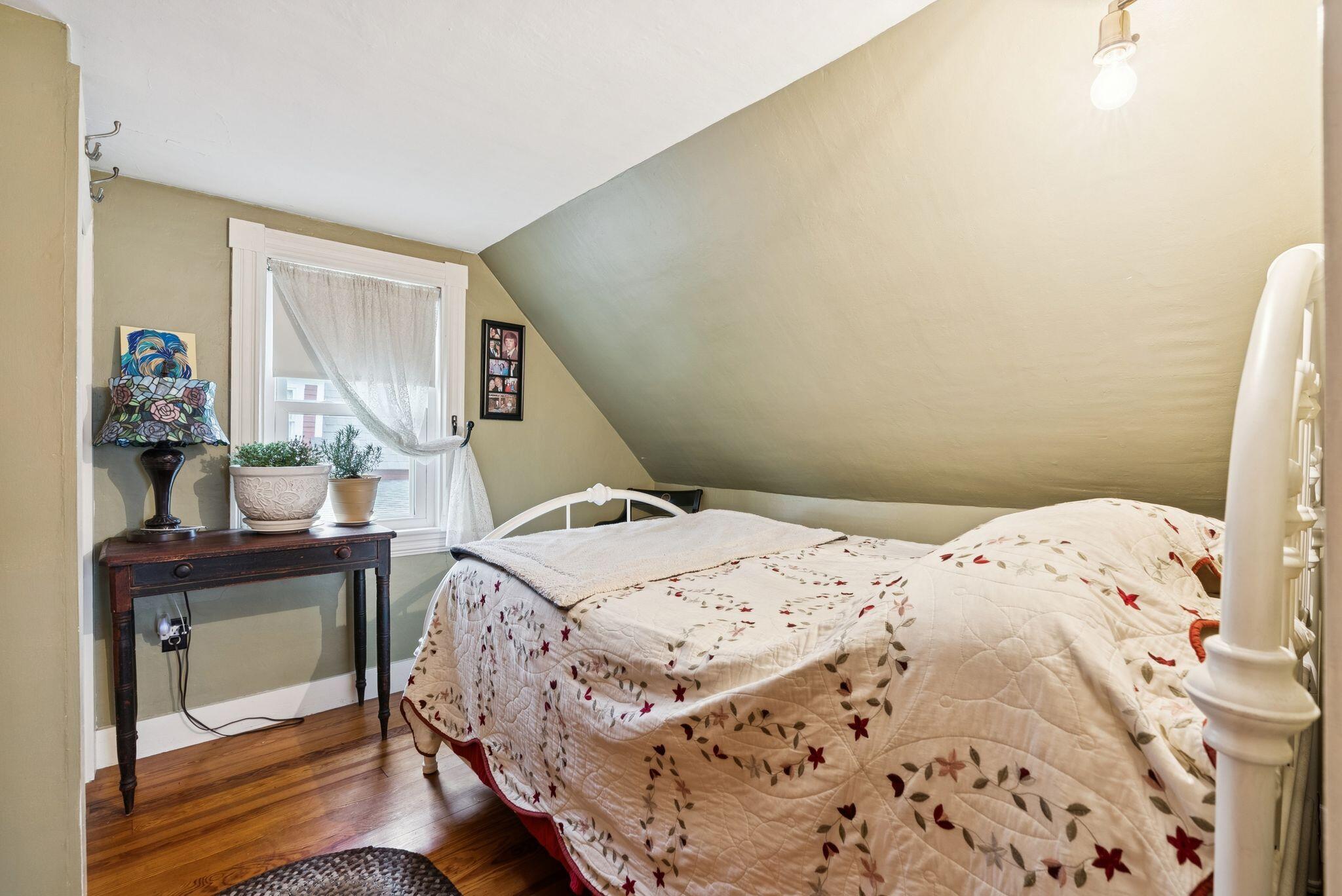 12 Sea Street Boothbay Harbor ME 04538