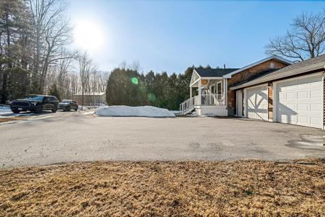 12 Cattail Lane Monmouth ME 04259