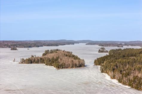 12 Cattail Lane Monmouth ME 04259