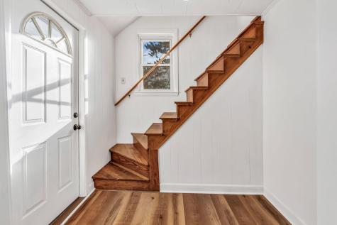 22 Pine Street Milford ME 04461