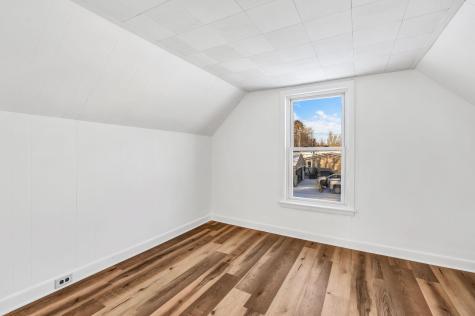 22 Pine Street Milford ME 04461