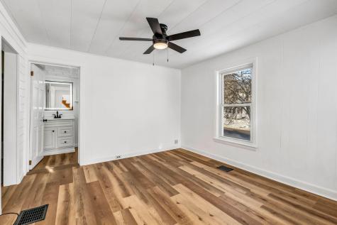 22 Pine Street Milford ME 04461