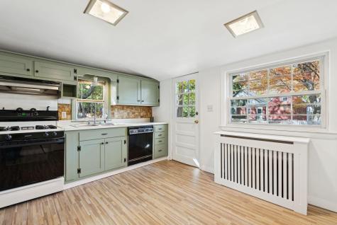 18 Ninth Street Portland ME 04103