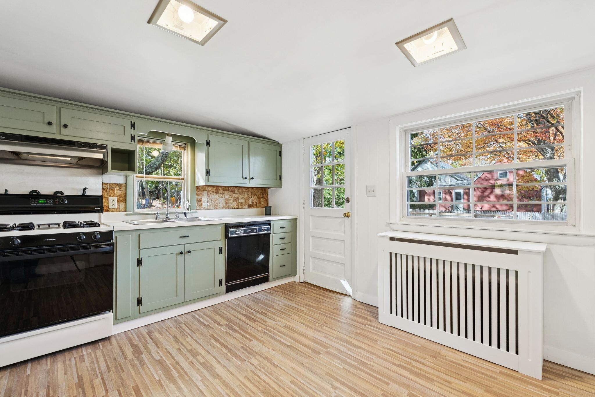 18 Ninth Street Portland ME 04103