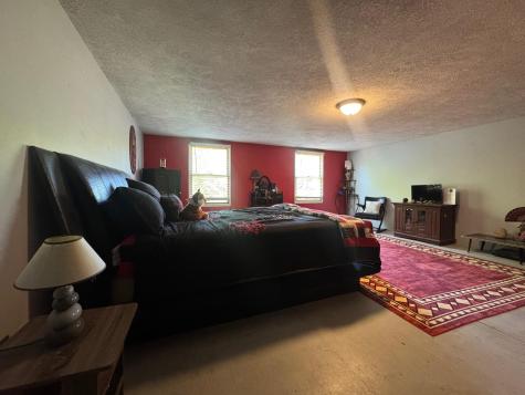 37 Clarks Lane West Gardiner ME 04345