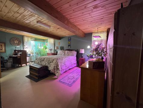 37 Clarks Lane West Gardiner ME 04345