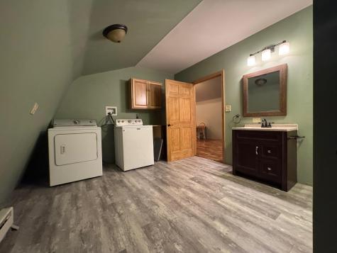 37 Clarks Lane West Gardiner ME 04345