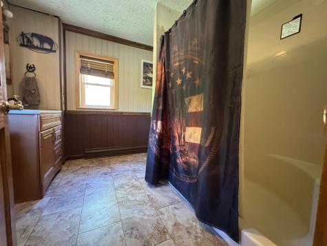 37 Clarks Lane West Gardiner ME 04345