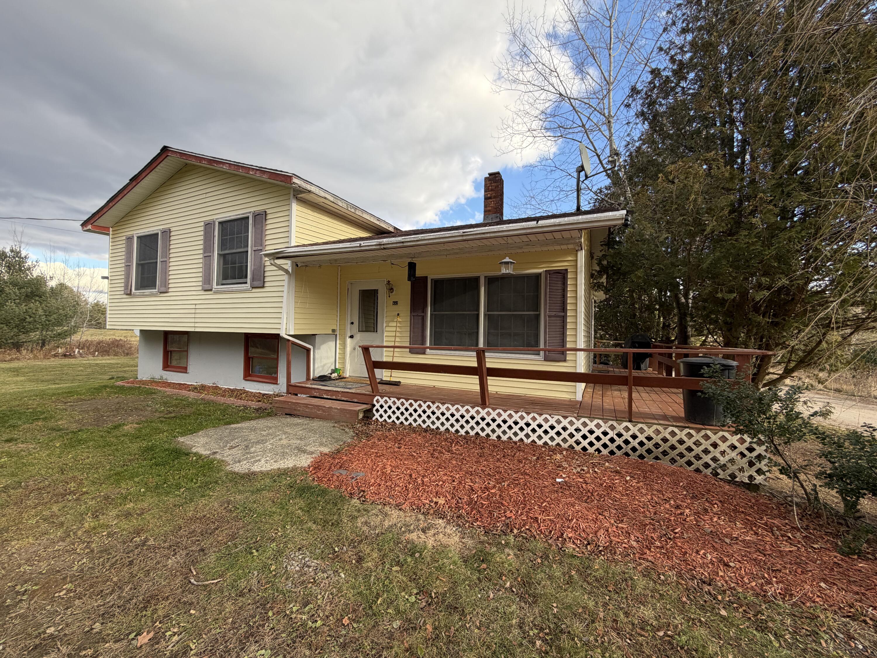 852 River Road Dresden ME 04342