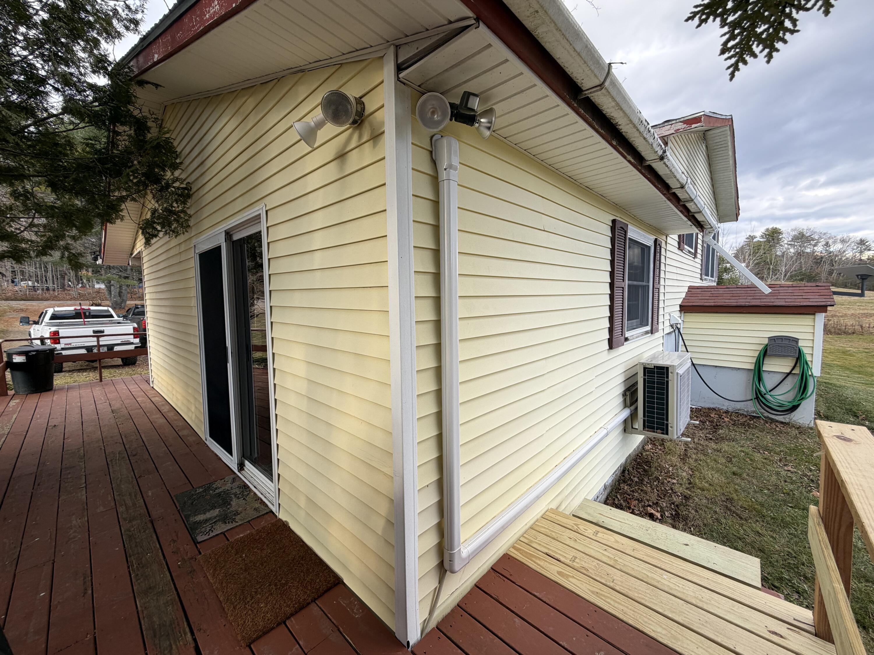 852 River Road Dresden ME 04342