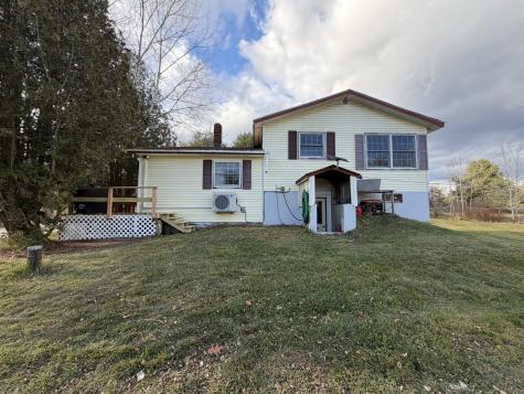 852 River Road Dresden ME 04342