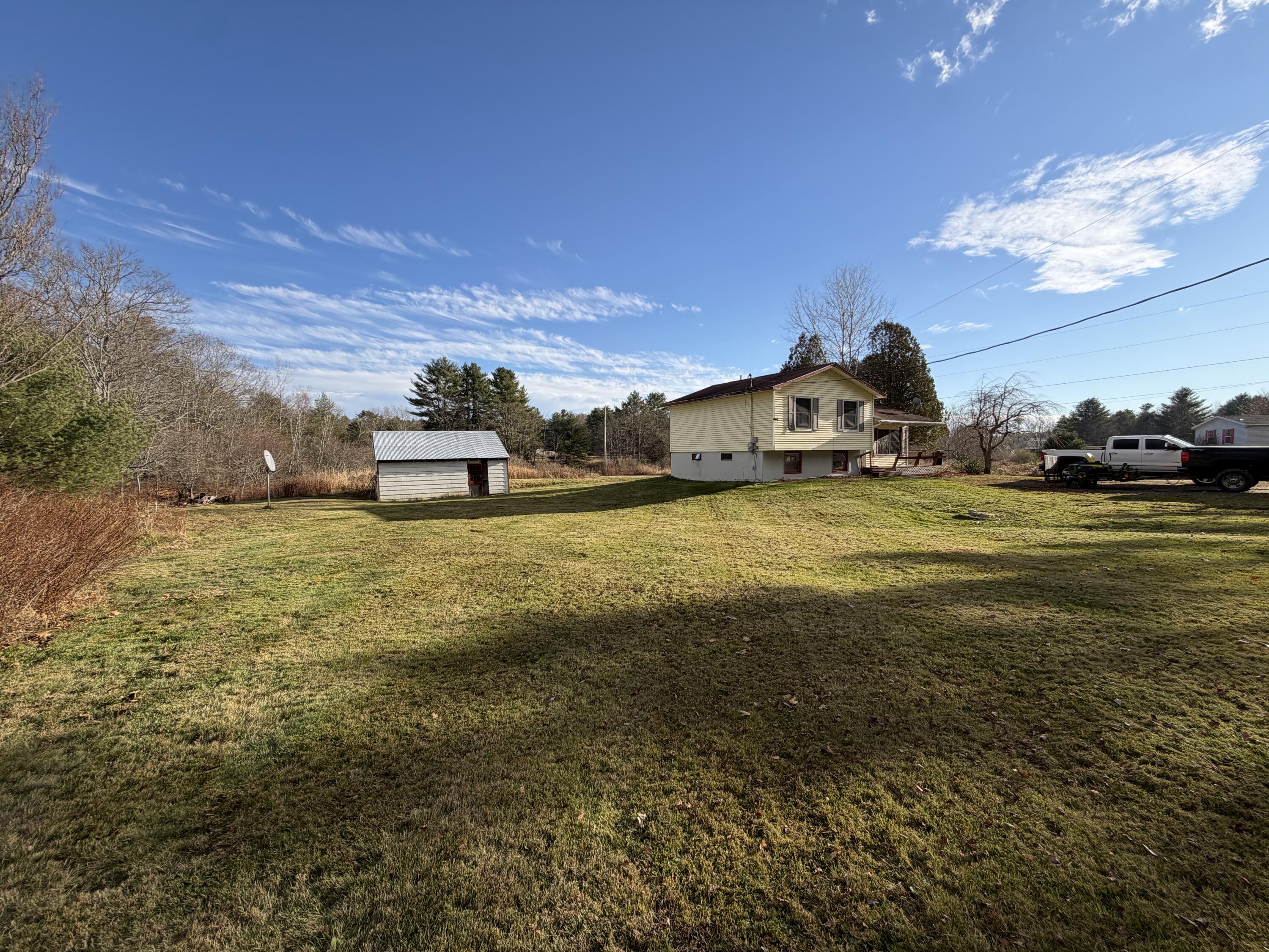 852 River Road Dresden ME 04342