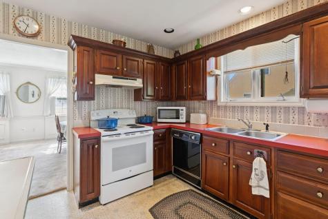 8 Tidewater Court Kennebunk ME 04043