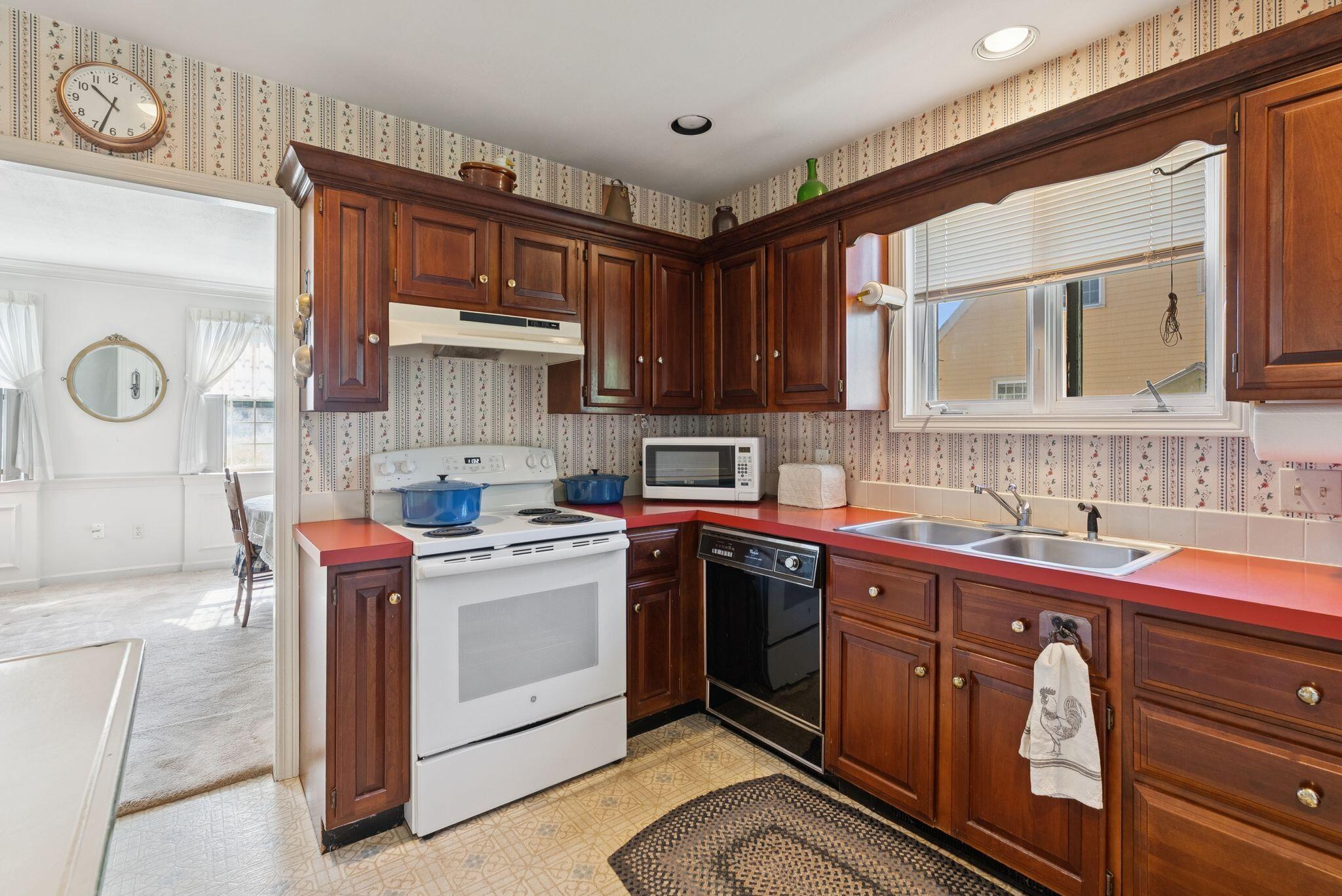8 Tidewater Court Kennebunk ME 04043