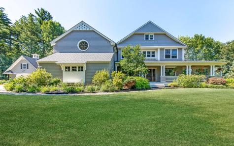 31 Wildwood Way Falmouth ME 04105
