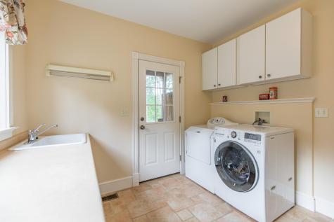 31 Wildwood Way Falmouth ME 04105
