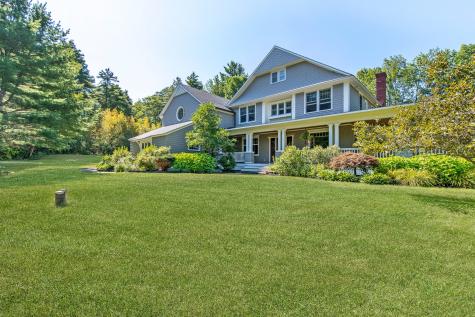 31 Wildwood Way Falmouth ME 04105