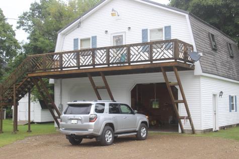 16 Washington Street Baileyville ME 04694