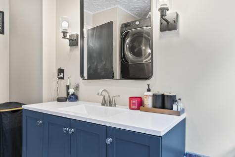 4 E Shore Drive Greene ME 04236