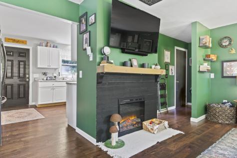 4 E Shore Drive Greene ME 04236