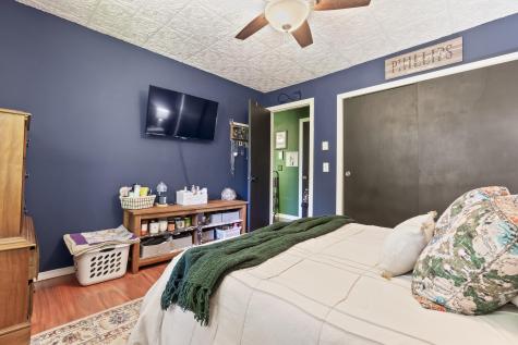 4 E Shore Drive Greene ME 04236