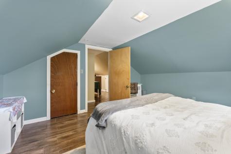 4 E Shore Drive Greene ME 04236