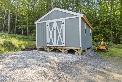 4 E Shore Drive Greene ME 04236