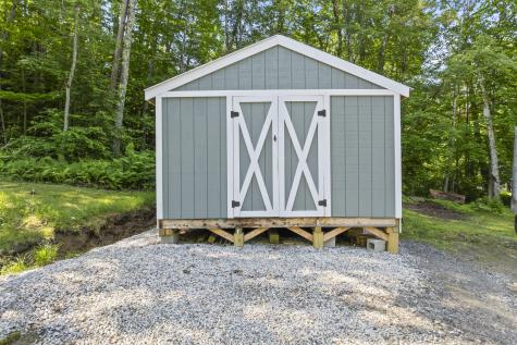 4 E Shore Drive Greene ME 04236