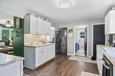 4 E Shore Drive Greene ME 04236