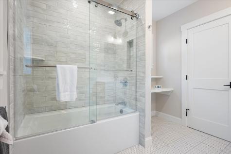 90 Blue Jay Lane Waltham ME 04605