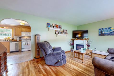 25 Martha Avenue Lewiston ME 04240