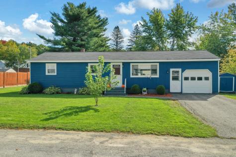 25 Martha Avenue Lewiston ME 04240