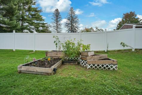 25 Martha Avenue Lewiston ME 04240