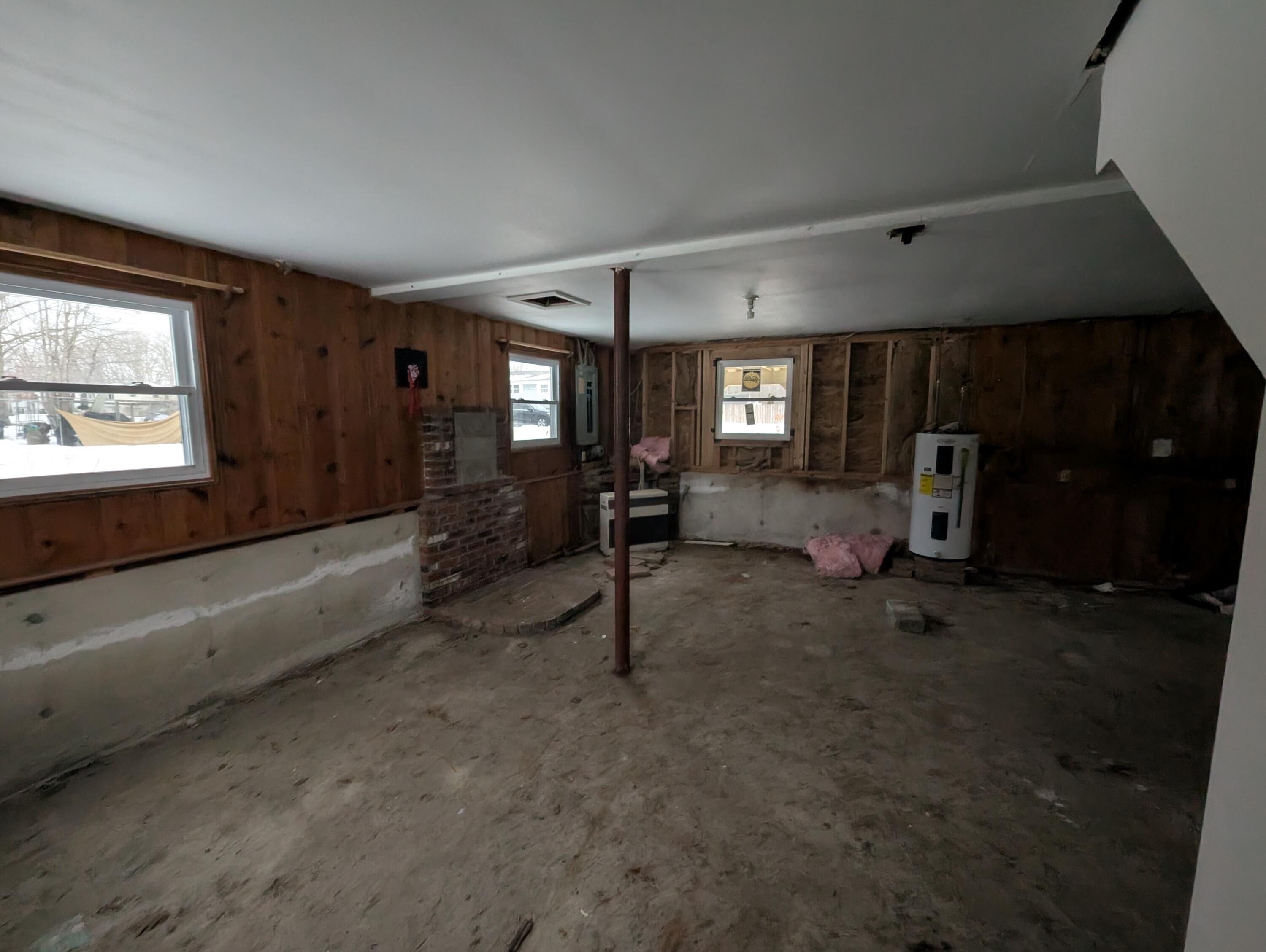 9 Devotion Avenue Sanford ME 04073