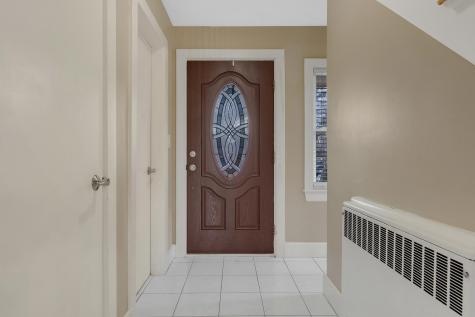 13 Allen Avenue Auburn ME 04210