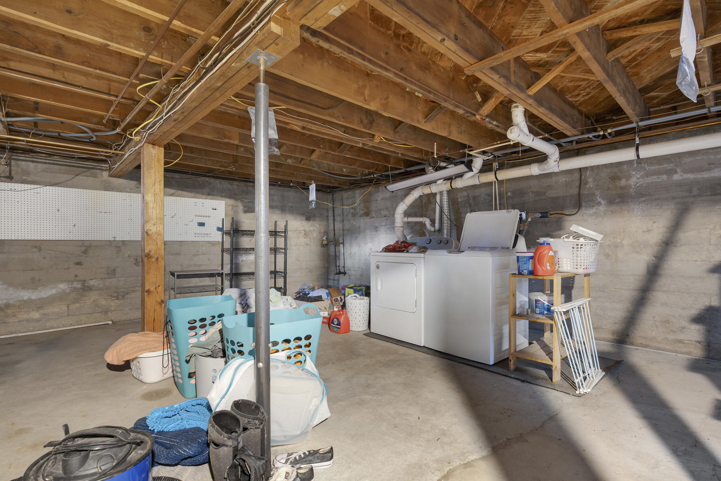 13 Allen Avenue Auburn ME 04210