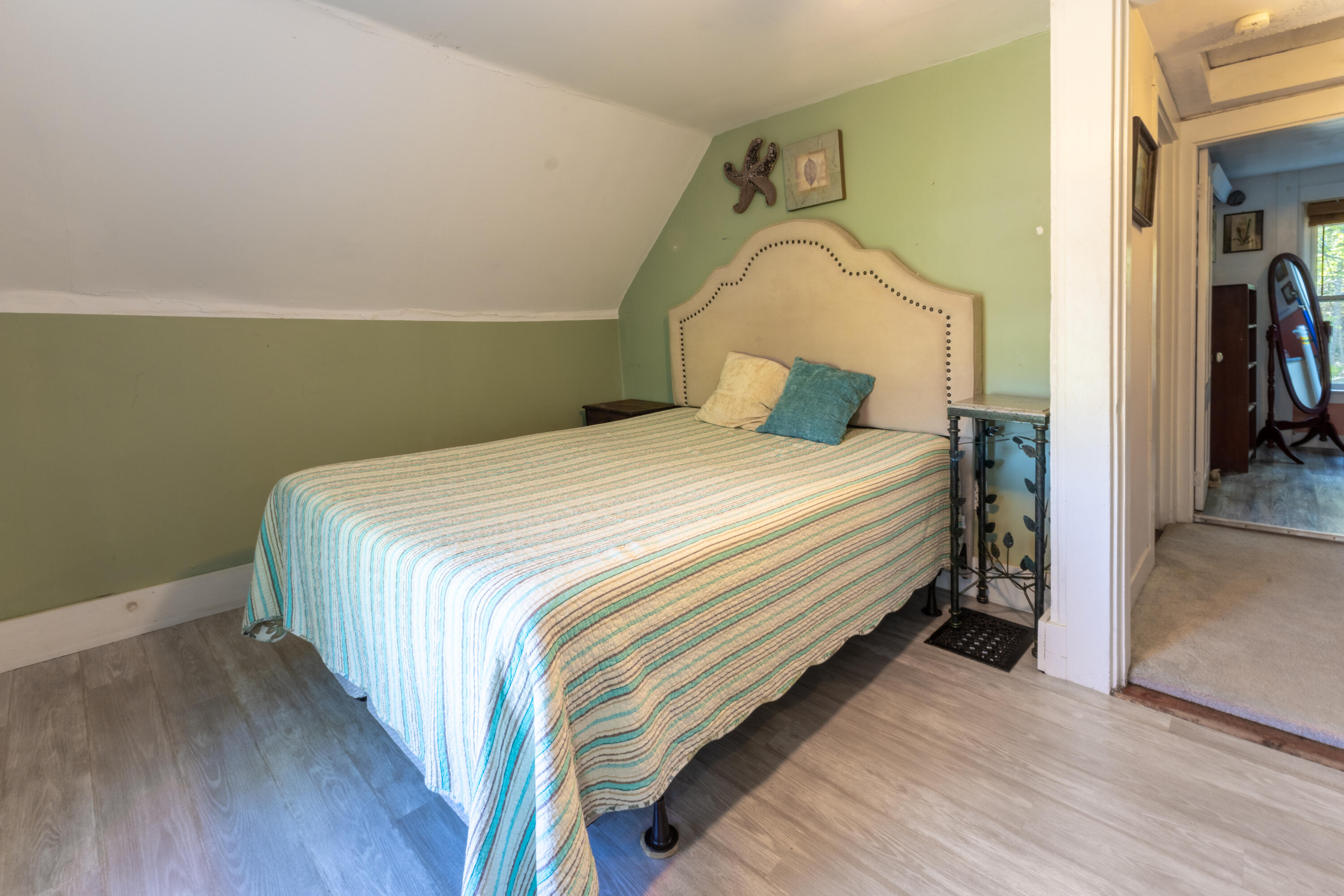 107 N Sedgwick Road Sedgwick ME 04676