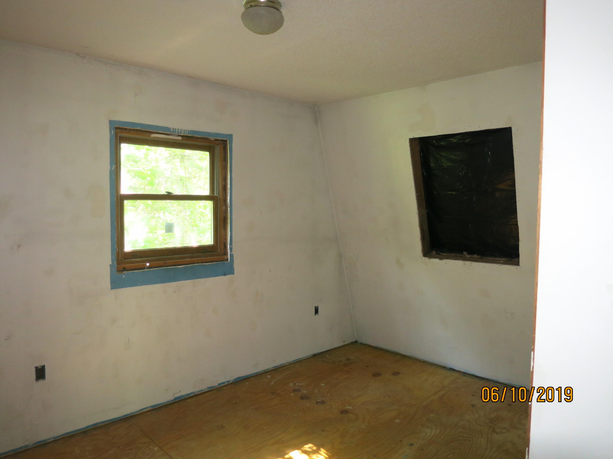 173 County Woods Road Newport ME 04953