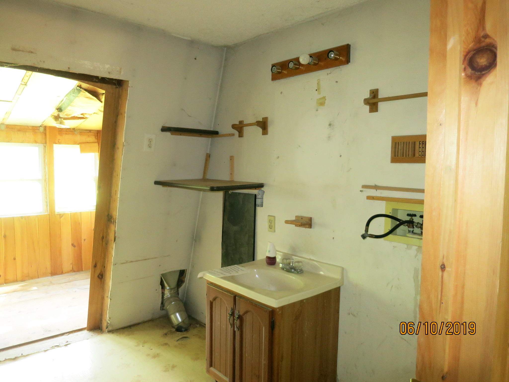 173 County Woods Road Newport ME 04953