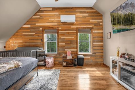 58 Morrill Street Buckfield ME 04220
