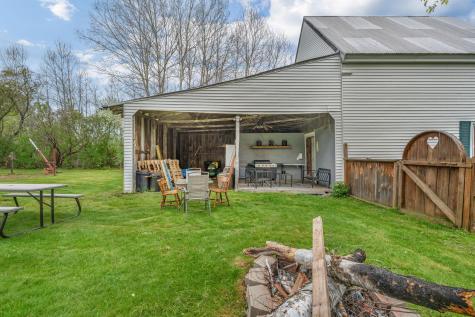 58 Morrill Street Buckfield ME 04220