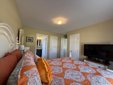 4 Hayfield Lane Lisbon ME 04250