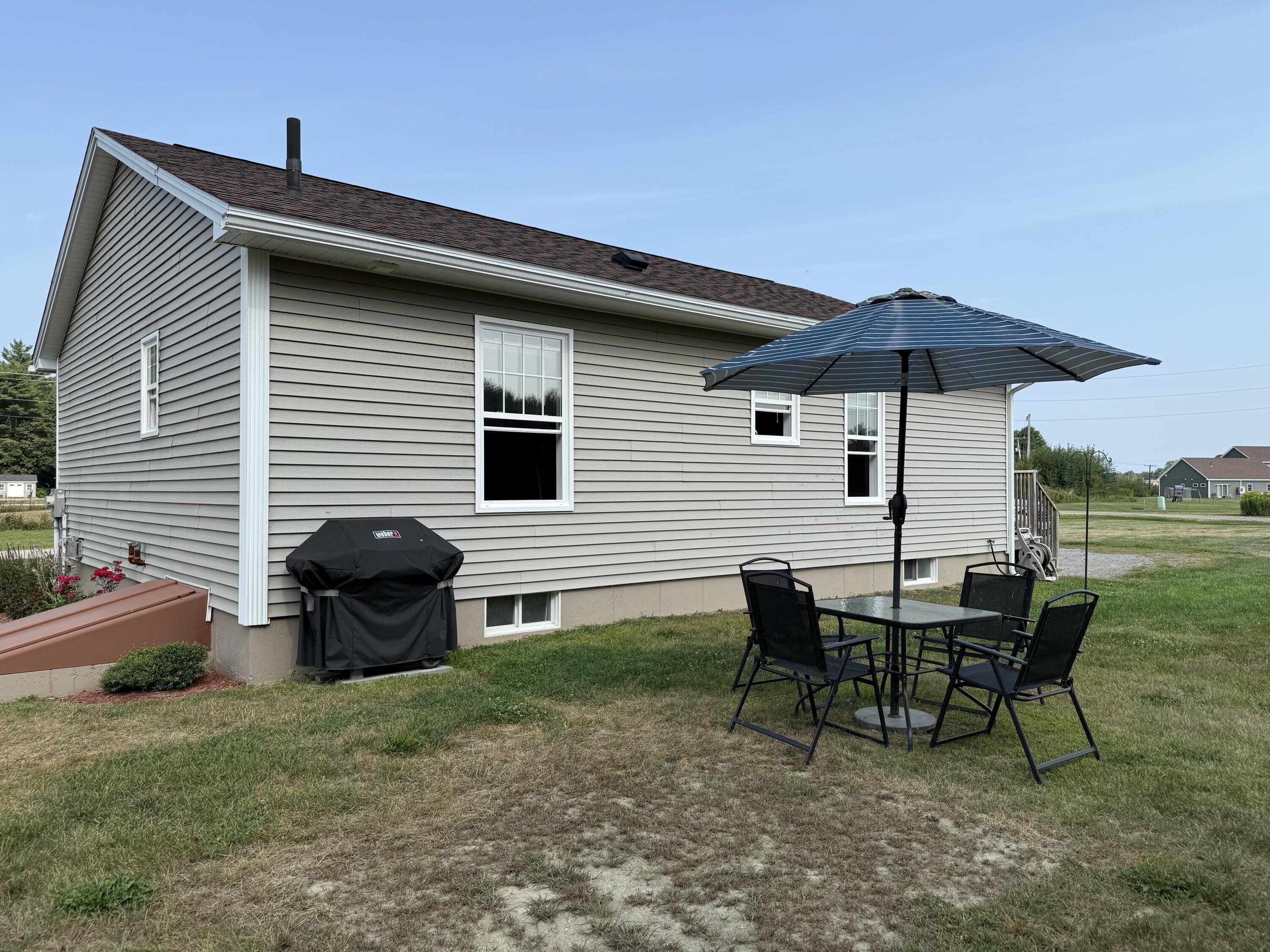 4 Hayfield Lane Lisbon ME 04250